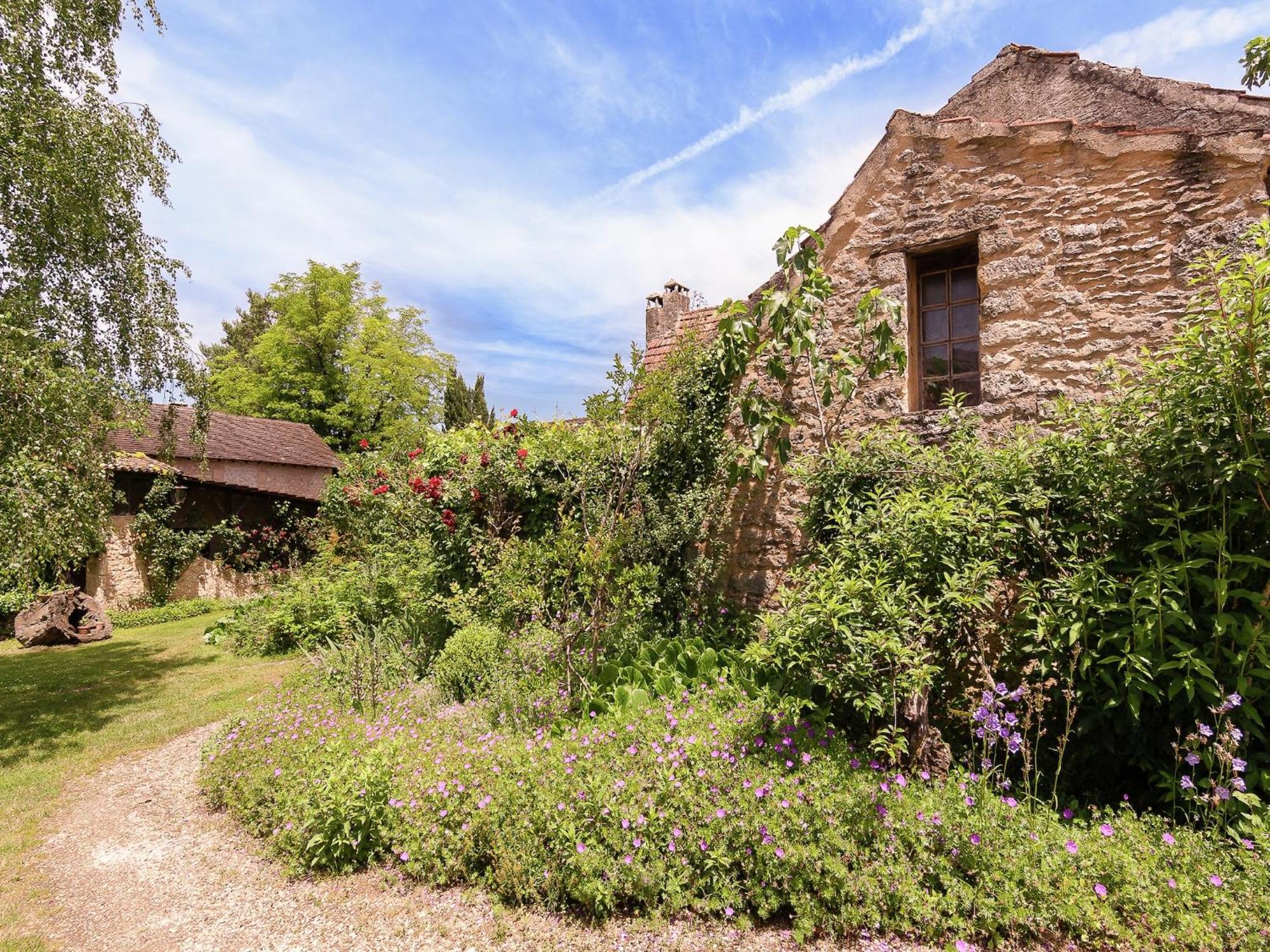 Cottage In Les Eyzies De Tayac Sireuil With Pool Meyrals المظهر الخارجي الصورة