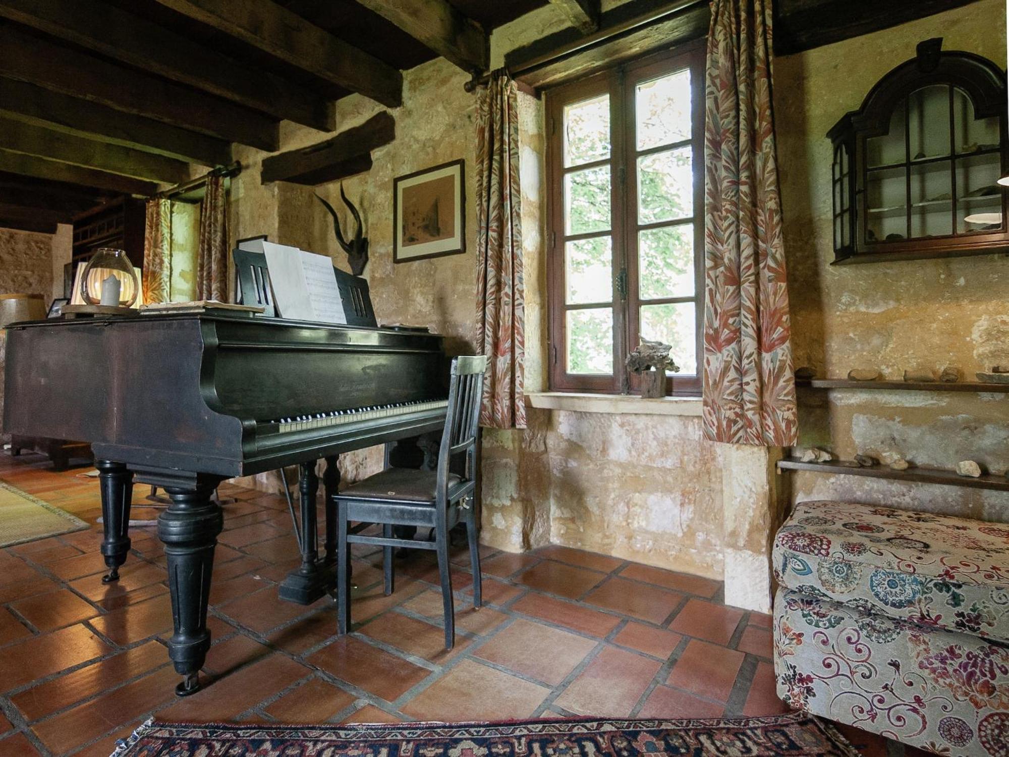 Cottage In Les Eyzies De Tayac Sireuil With Pool Meyrals المظهر الخارجي الصورة