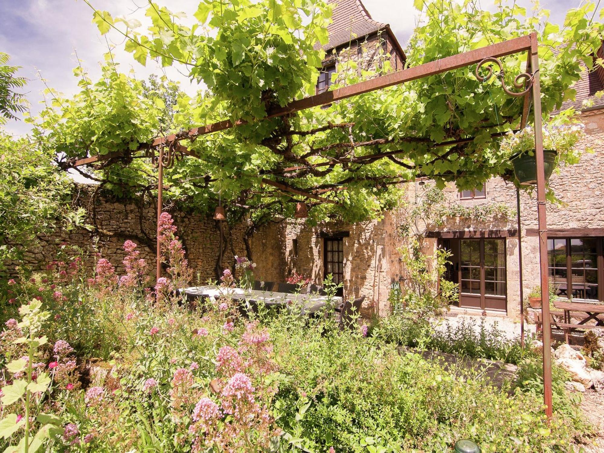 Cottage In Les Eyzies De Tayac Sireuil With Pool Meyrals المظهر الخارجي الصورة